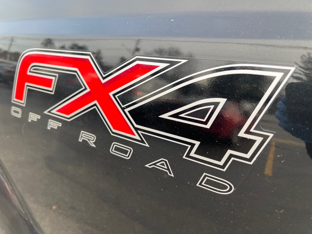 Ford Super Duty F-250 SRW  2012