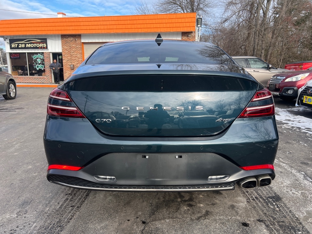 Genesis G70  2023