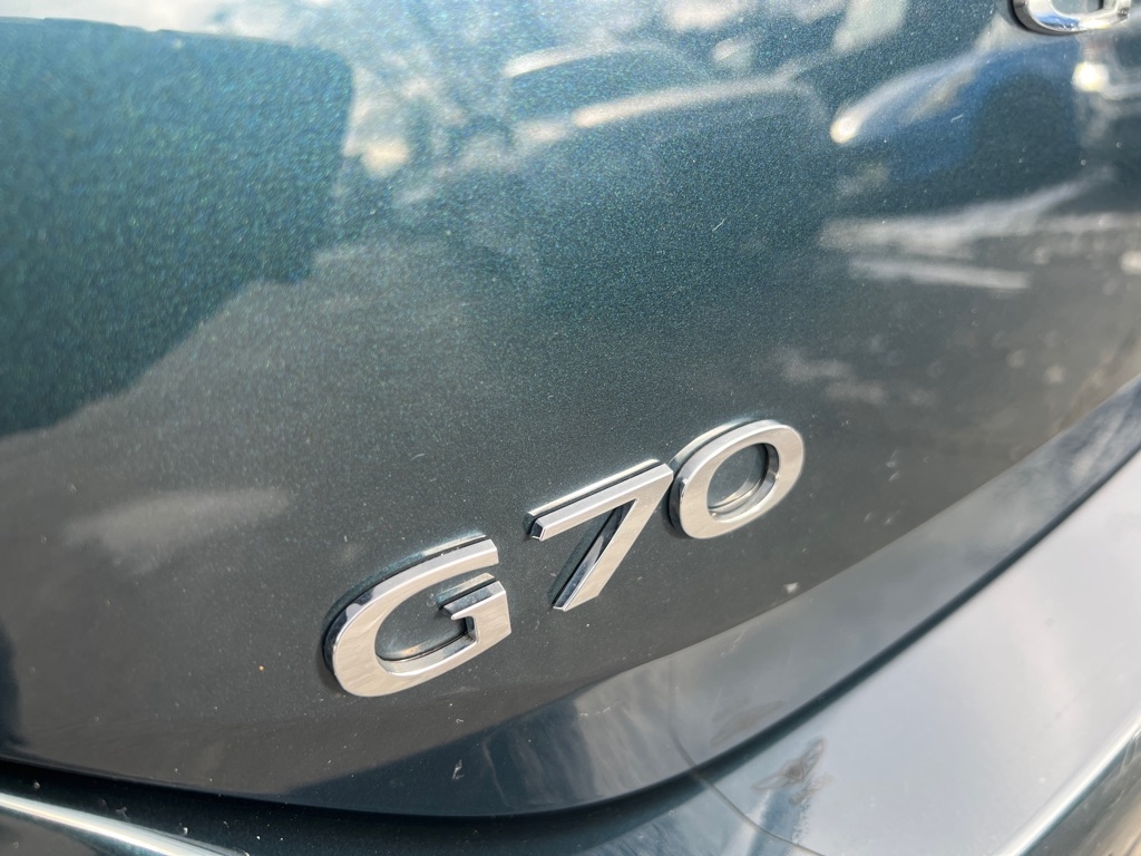 Genesis G70  2023