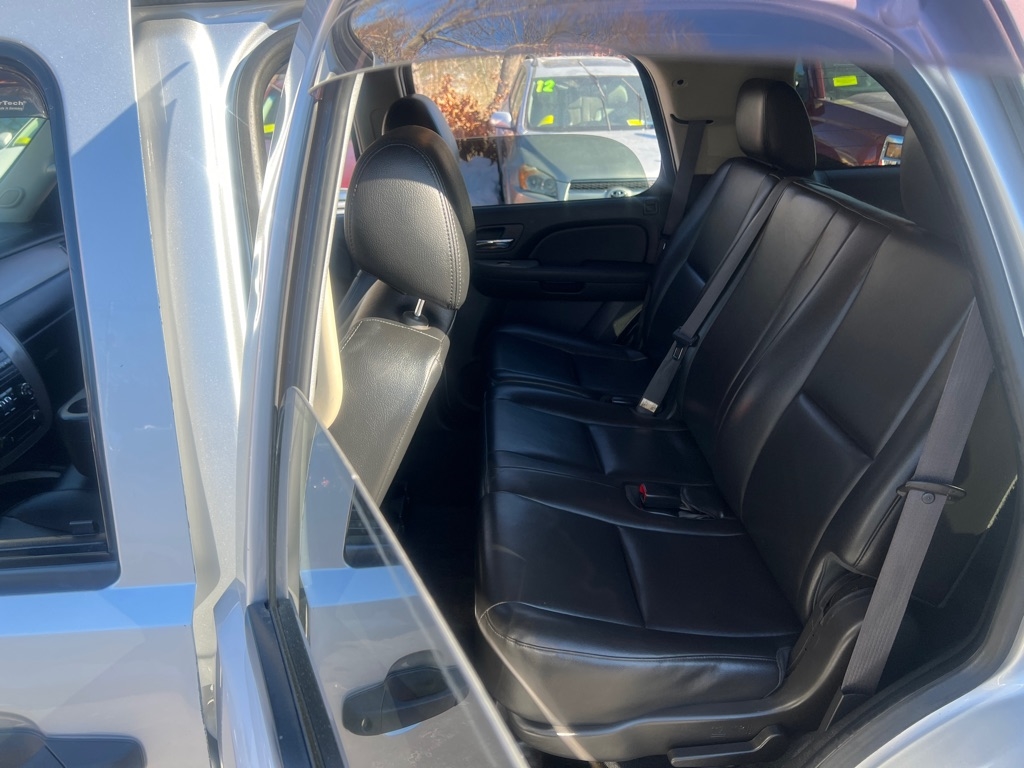 Chevrolet Tahoe  2014