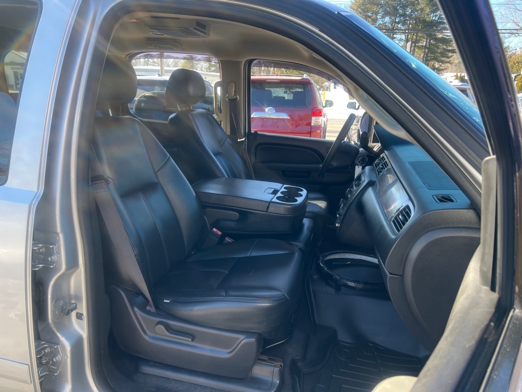 Chevrolet Tahoe  2014