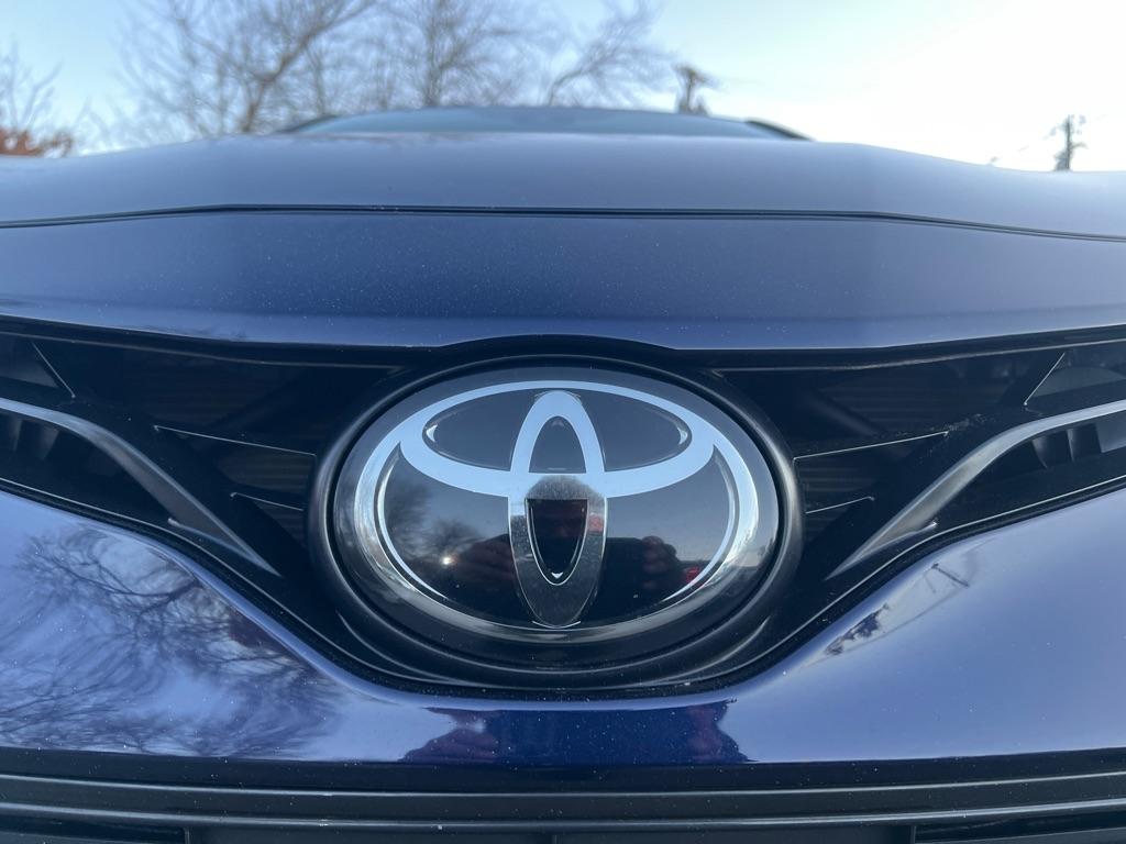 Toyota Camry  2022