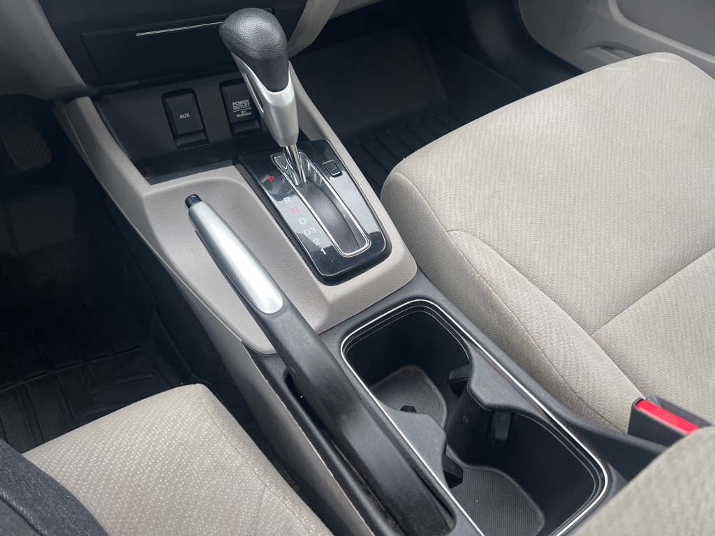 Hyundai Accent  2013