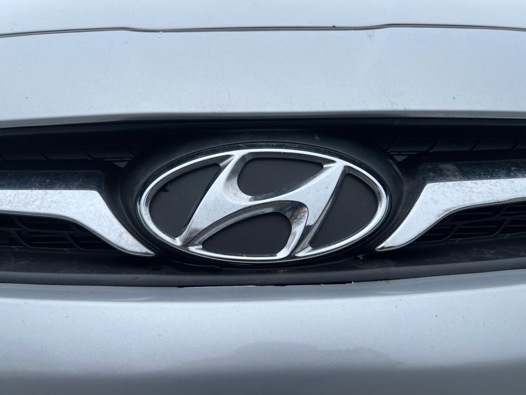 Hyundai Accent  2013