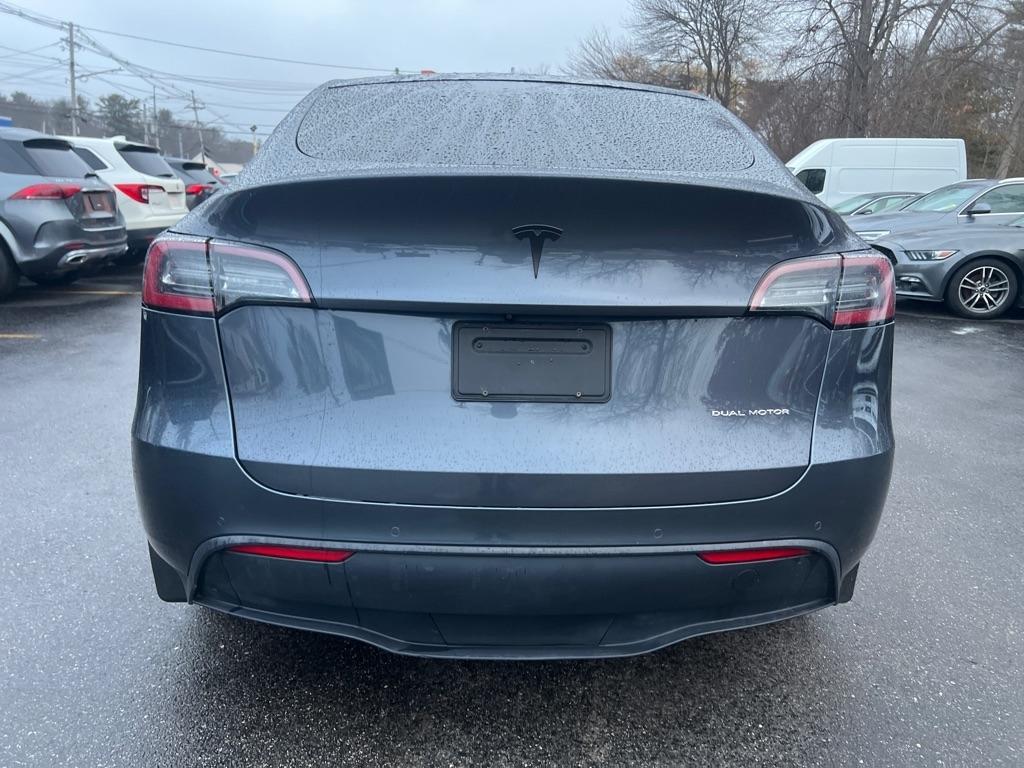 Tesla Model Y  2020