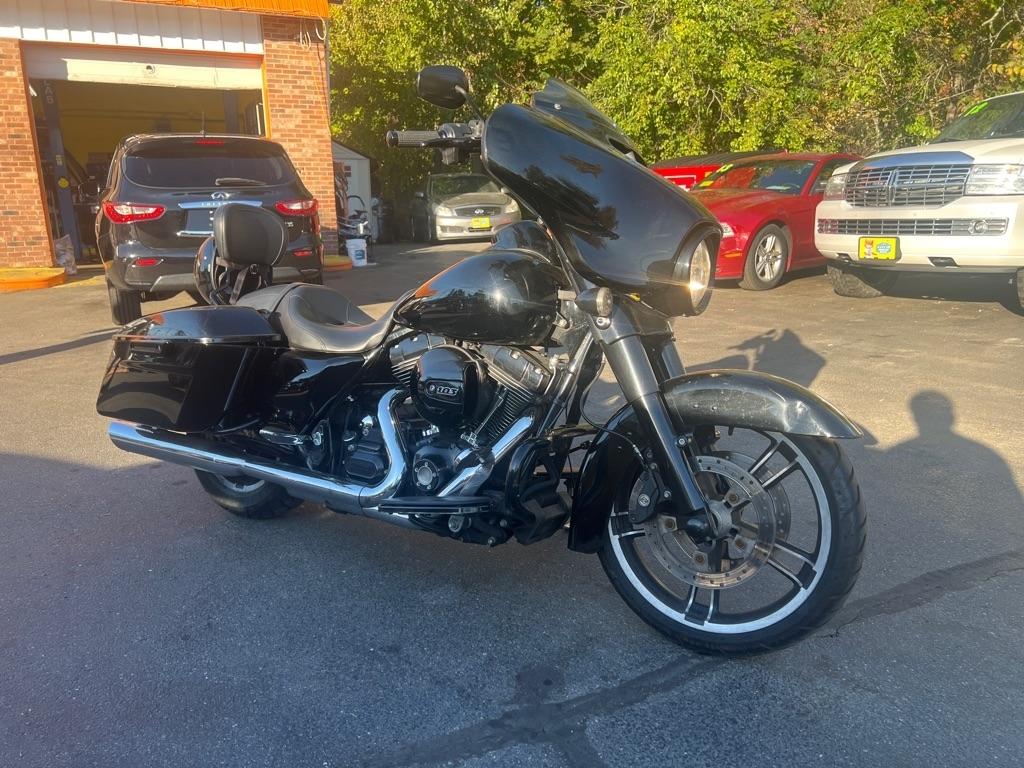 Harley-Davidson FLHXS  2015