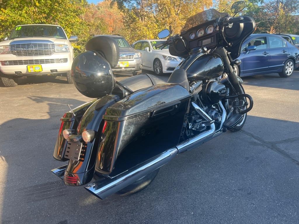 Harley-Davidson FLHXS  2015