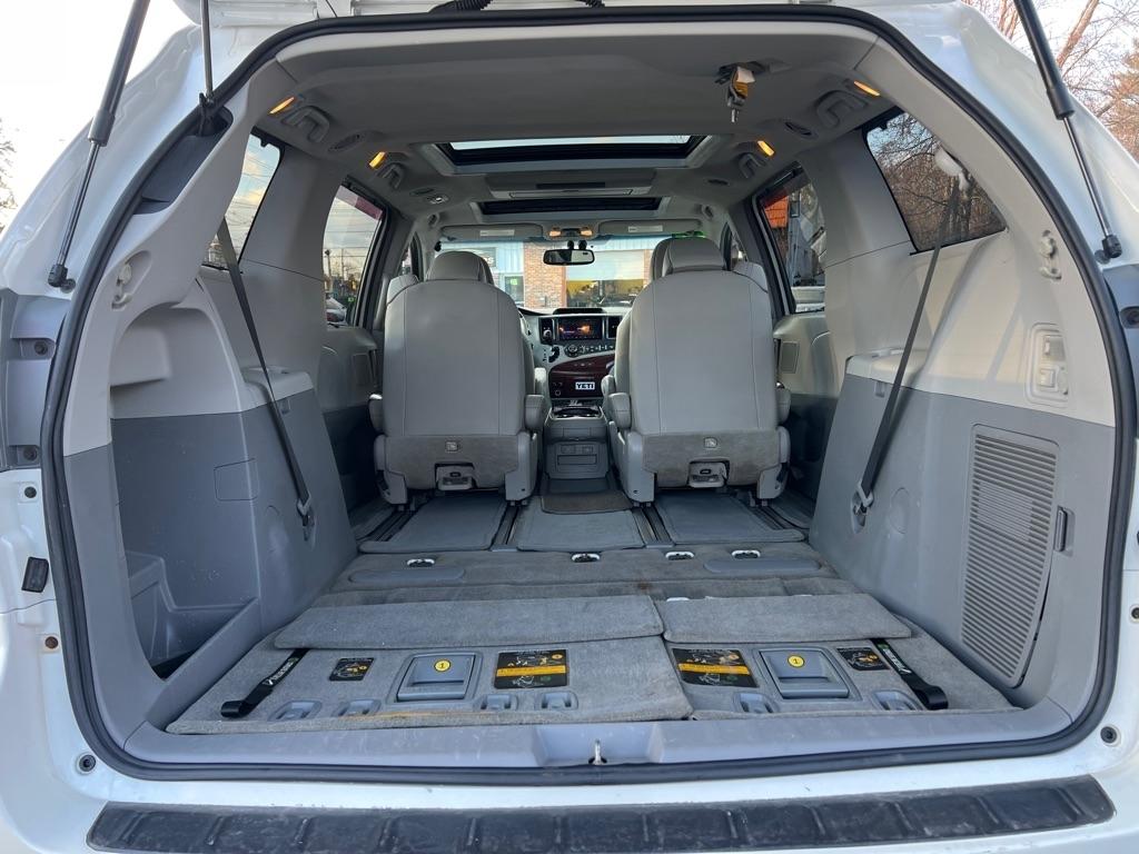 Toyota Sienna  2014