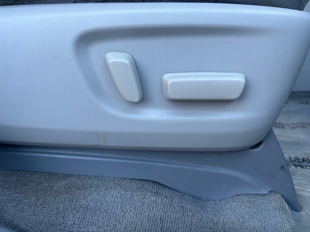 Toyota Sienna  2014
