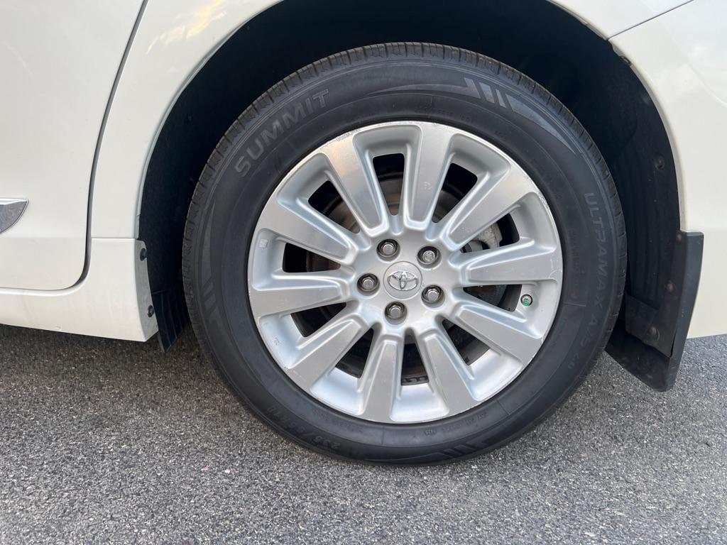 Toyota Sienna  2014