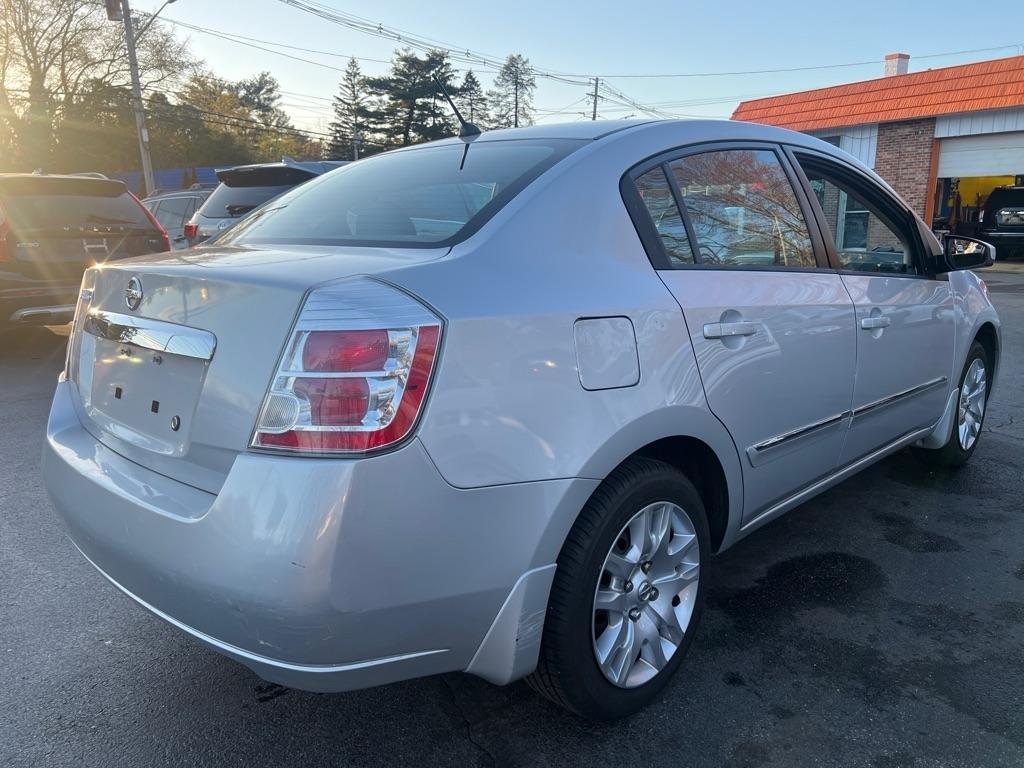 Nissan Sentra  2010
