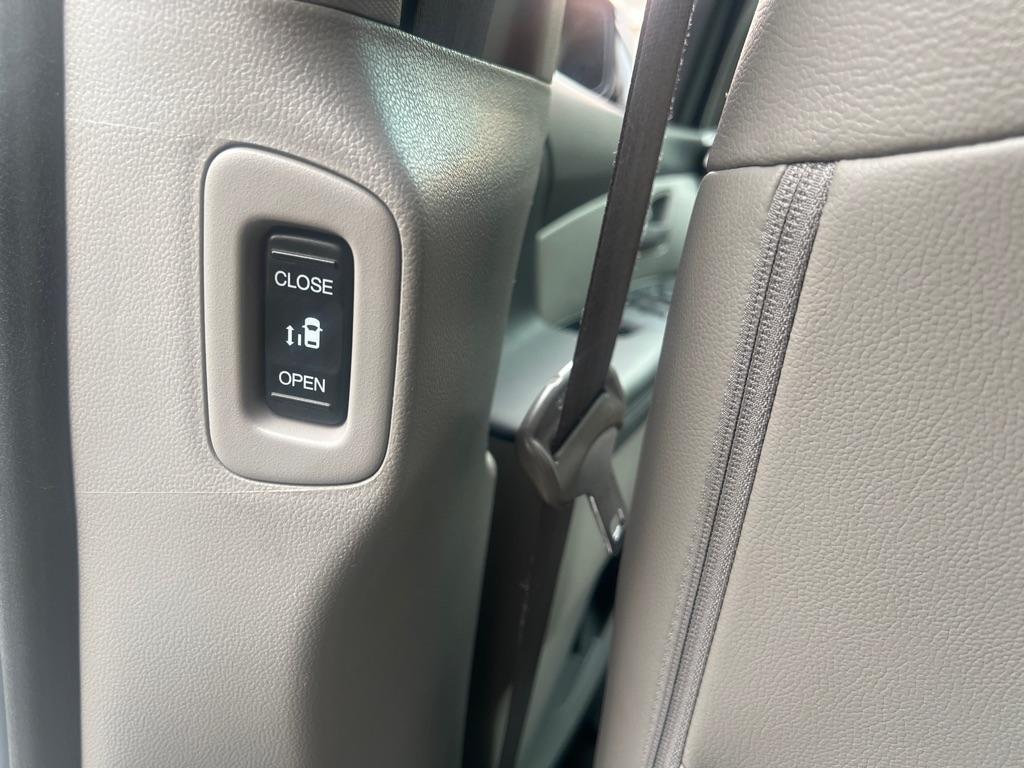 Honda Odyssey  2012