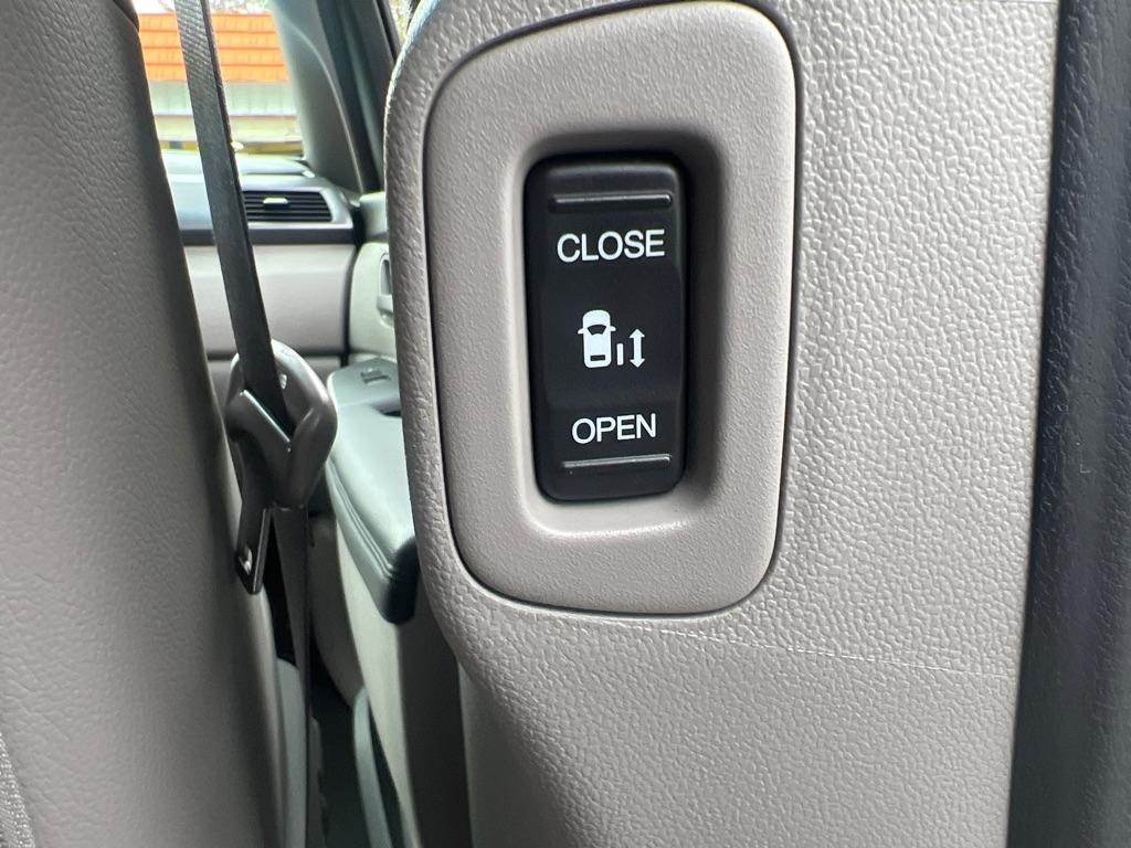 Honda Odyssey  2012