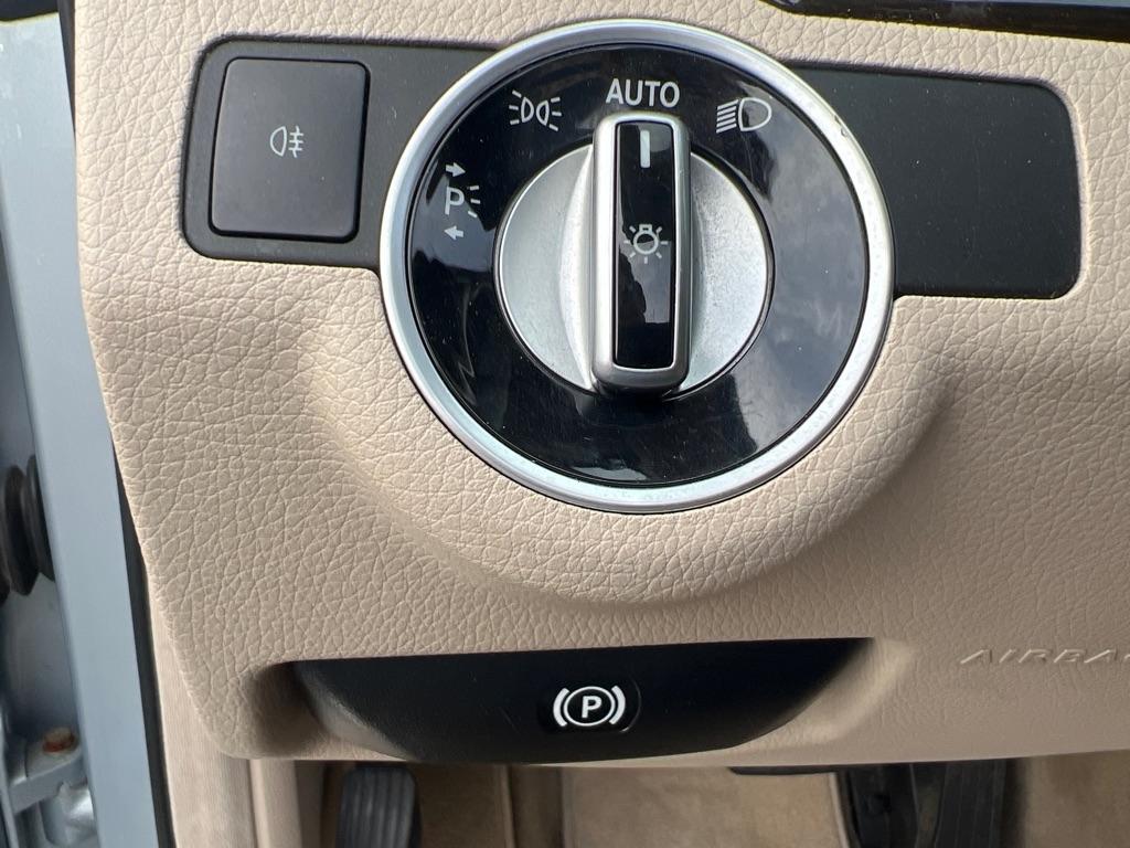 Mercedes-Benz E-Class  2016