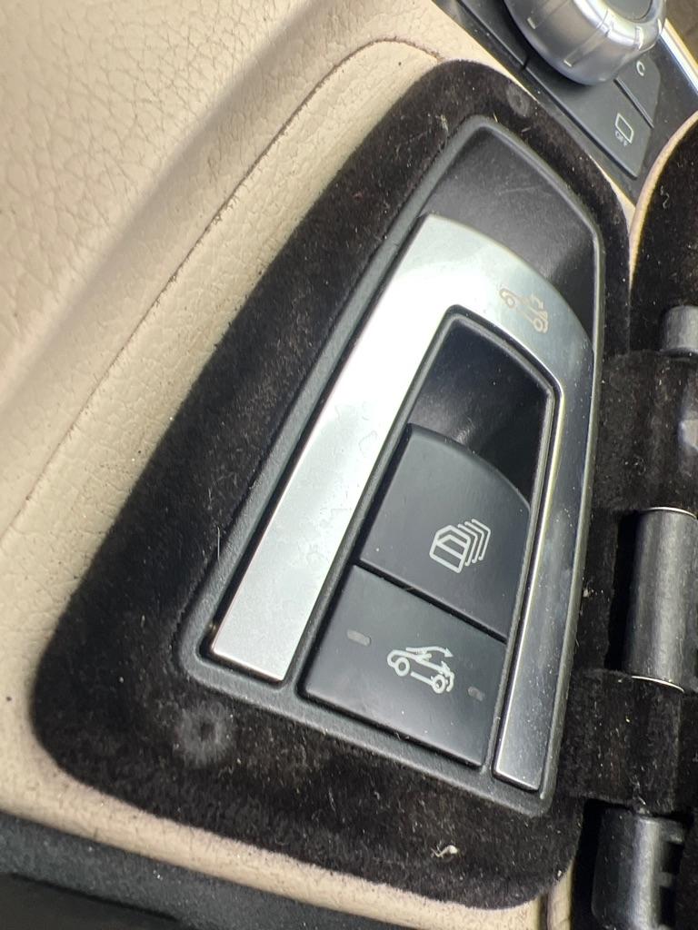 Mercedes-Benz E-Class  2016