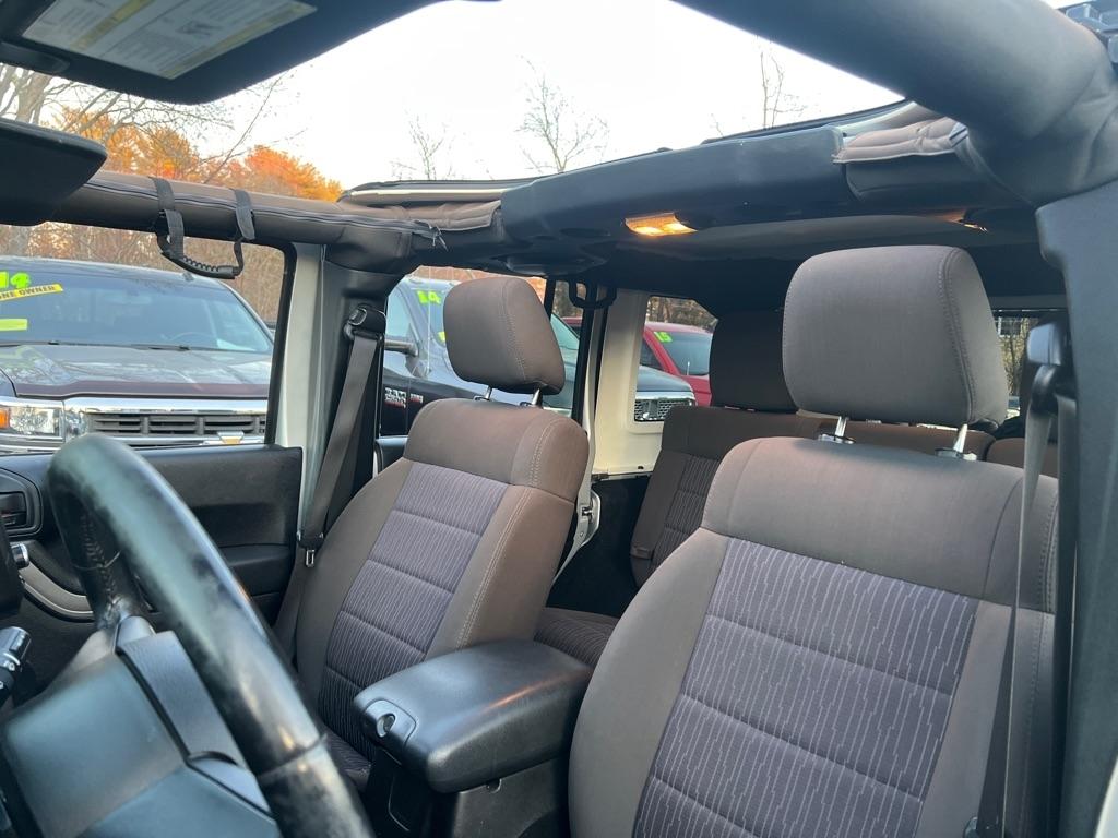 Jeep Wrangler Unlimited  2011