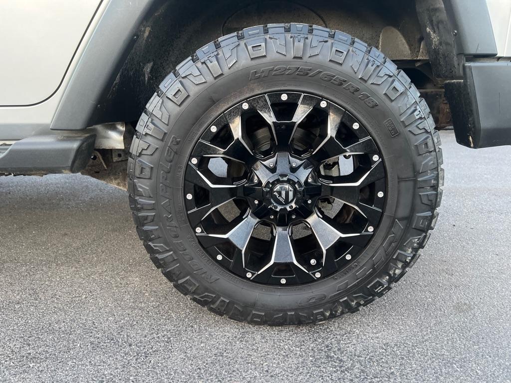 Jeep Wrangler Unlimited  2011