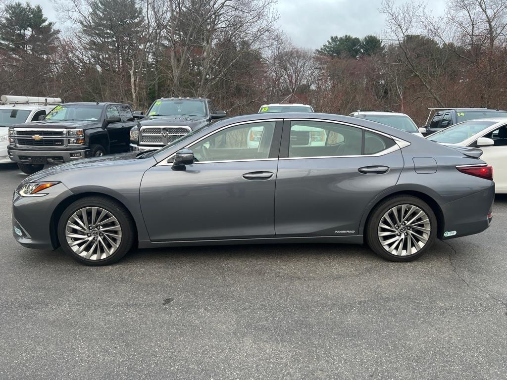 Lexus ES  2019