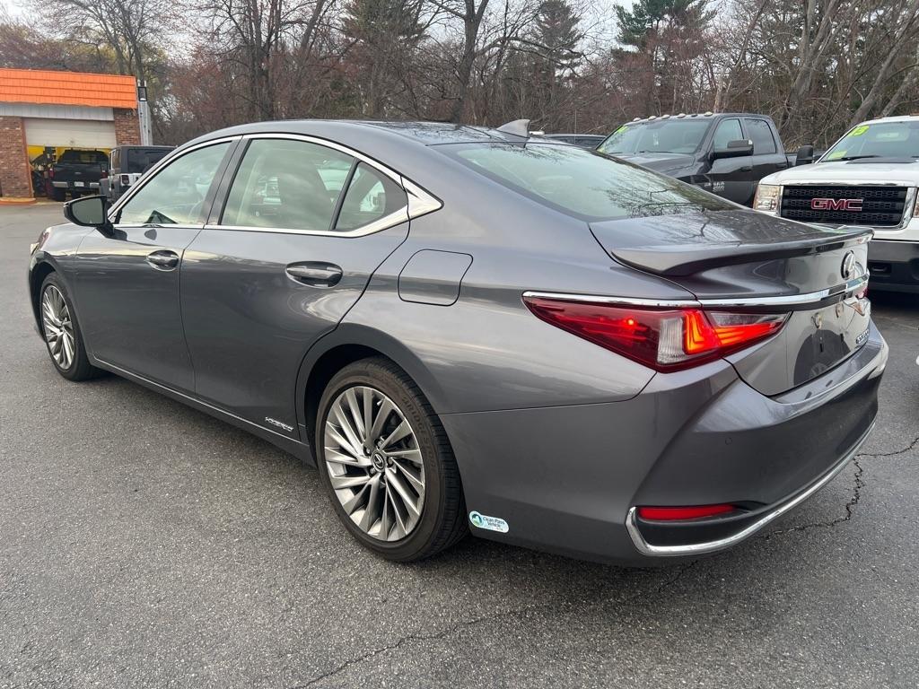 Lexus ES  2019