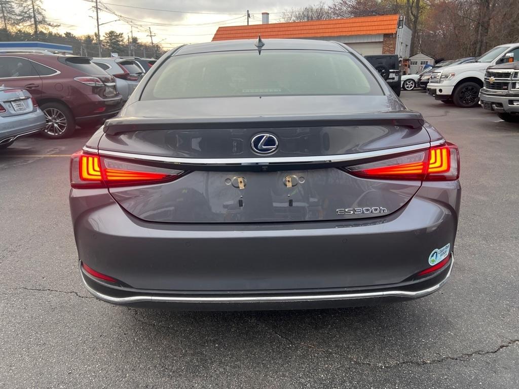Lexus ES  2019