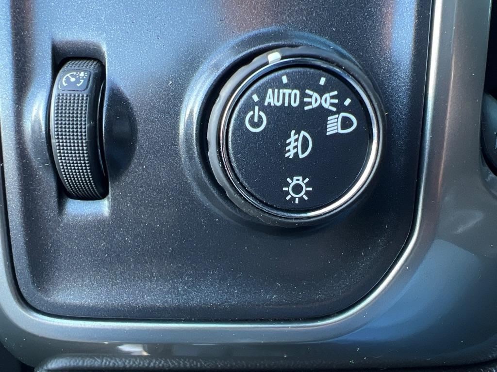 Chevrolet Silverado 1500  2018