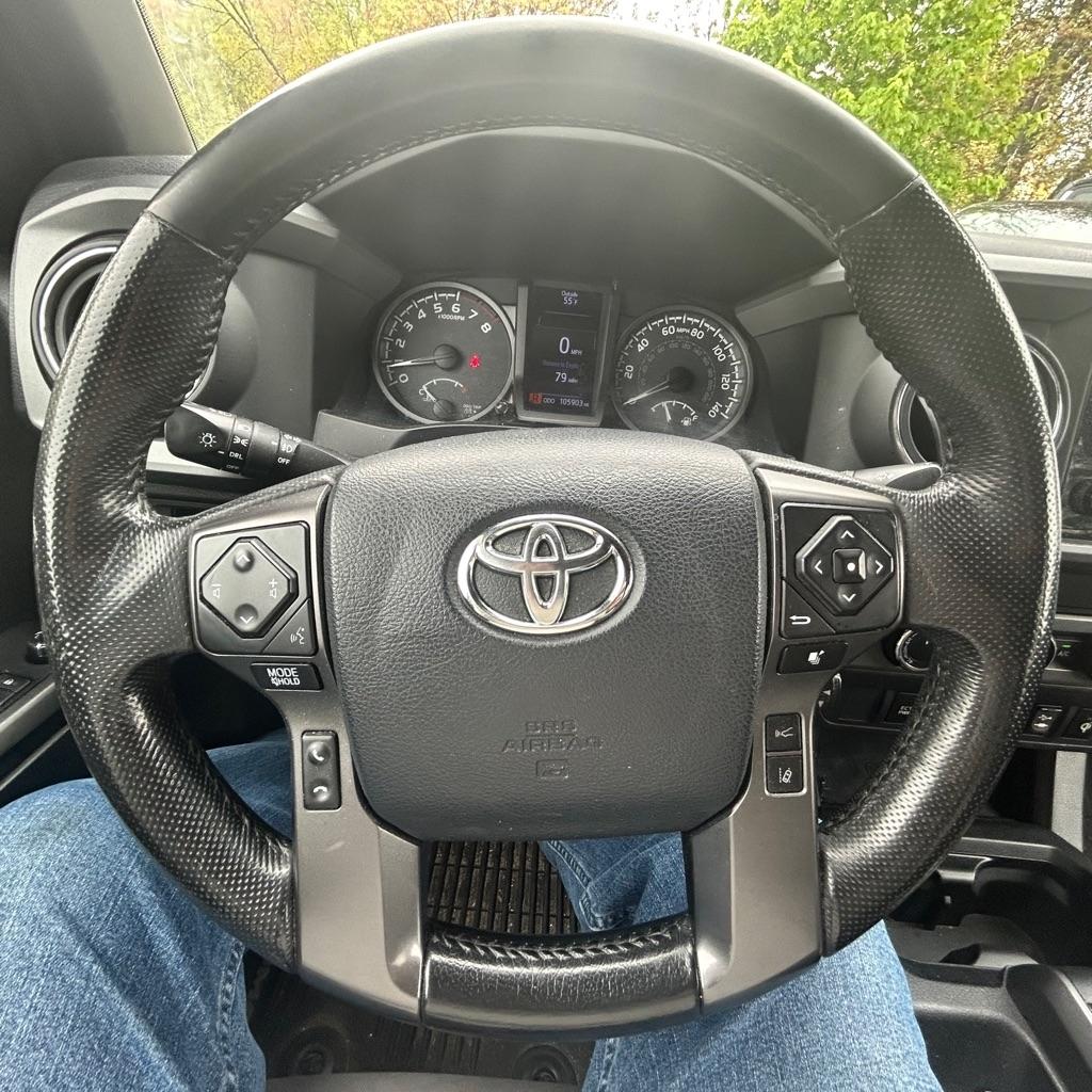 Toyota Tacoma  2018
