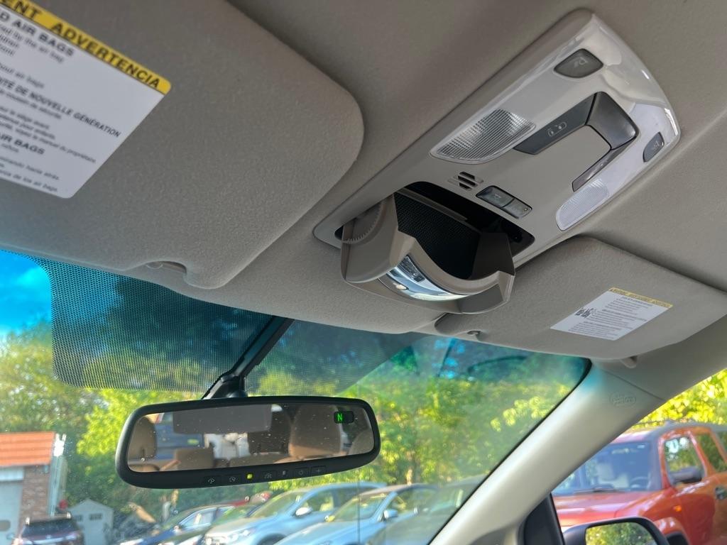 Toyota Sienna  2012