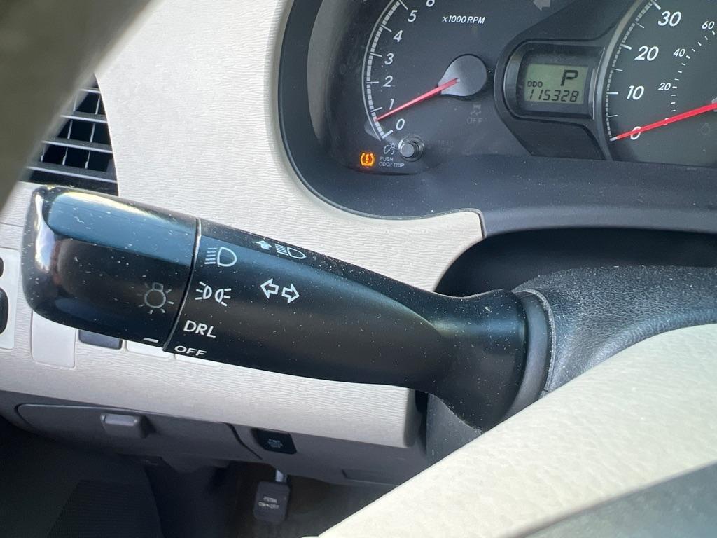 Toyota Sienna  2012