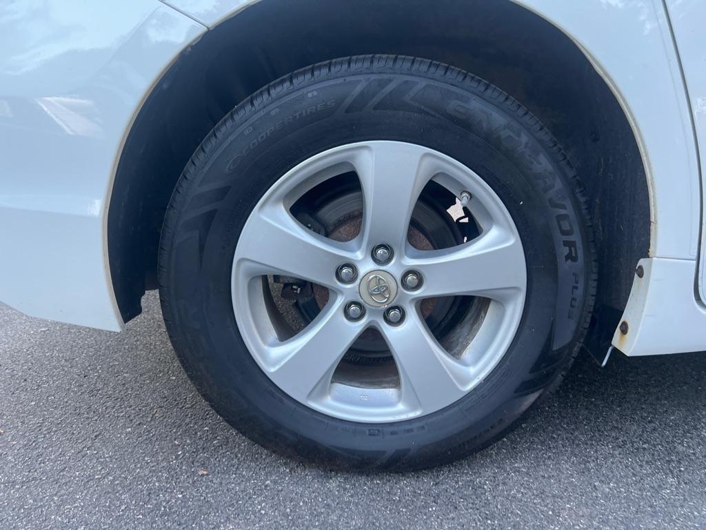 Toyota Sienna  2012