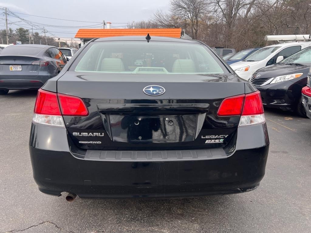 Subaru Legacy  2013