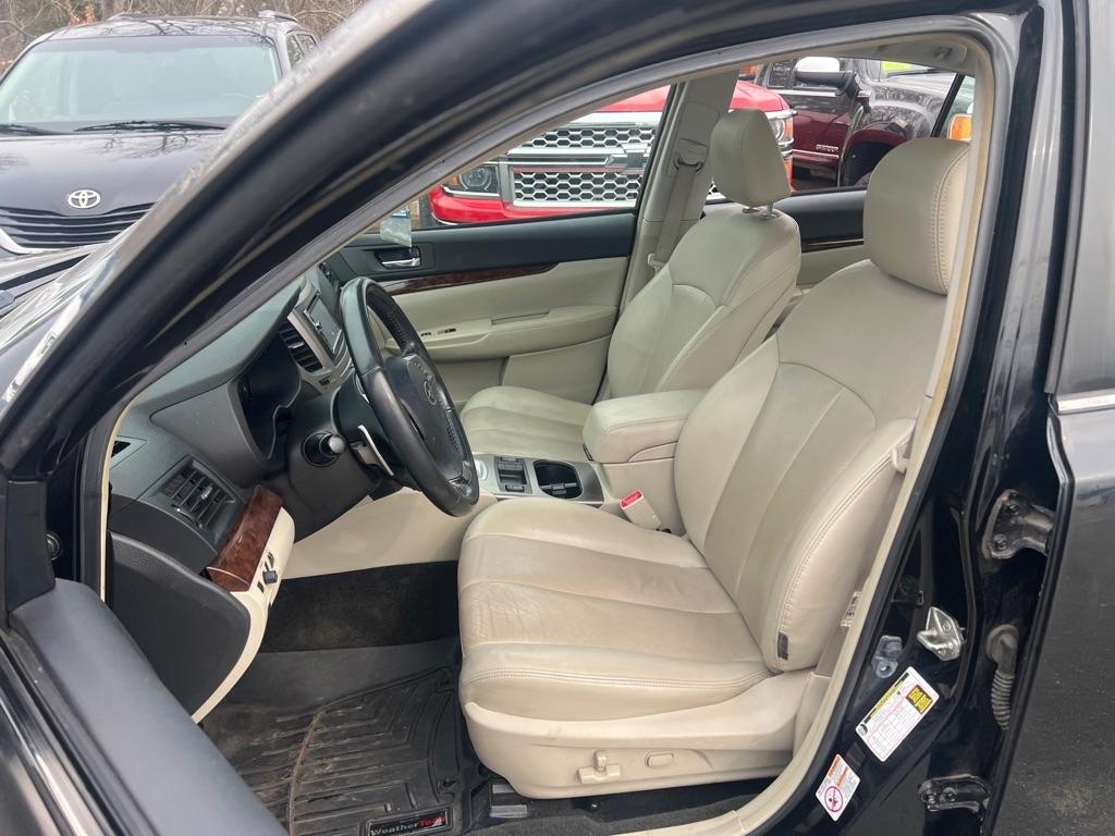 Subaru Legacy  2013