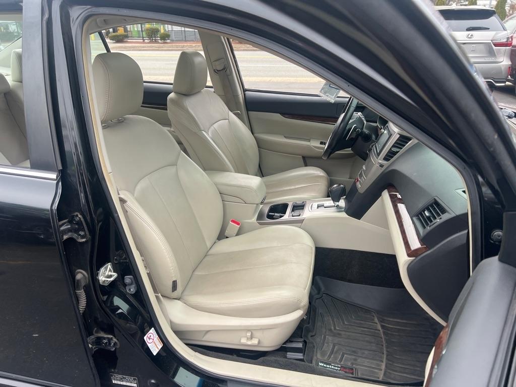 Subaru Legacy  2013