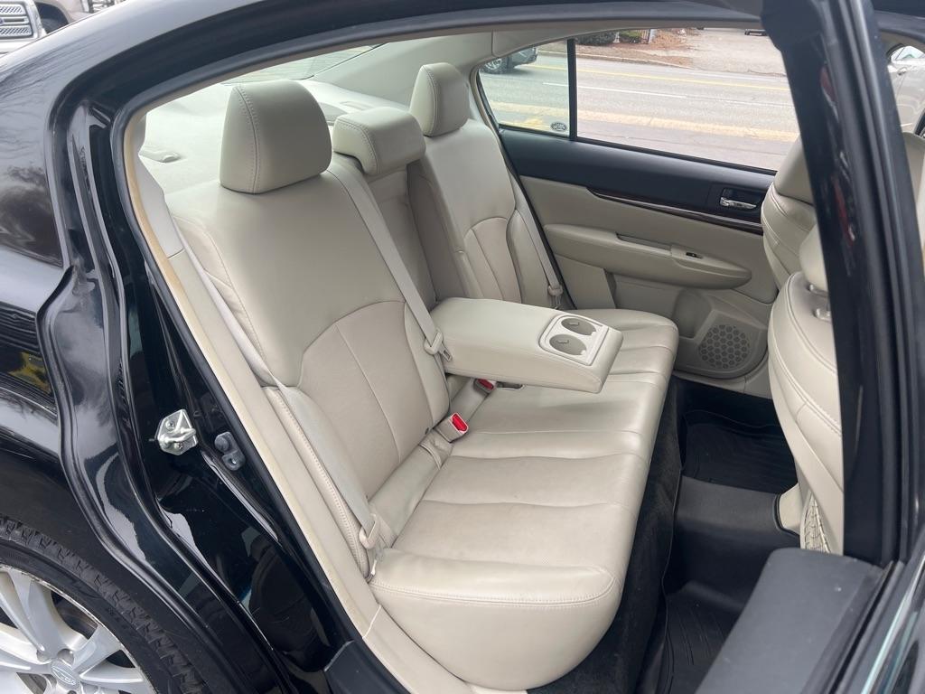Subaru Legacy  2013
