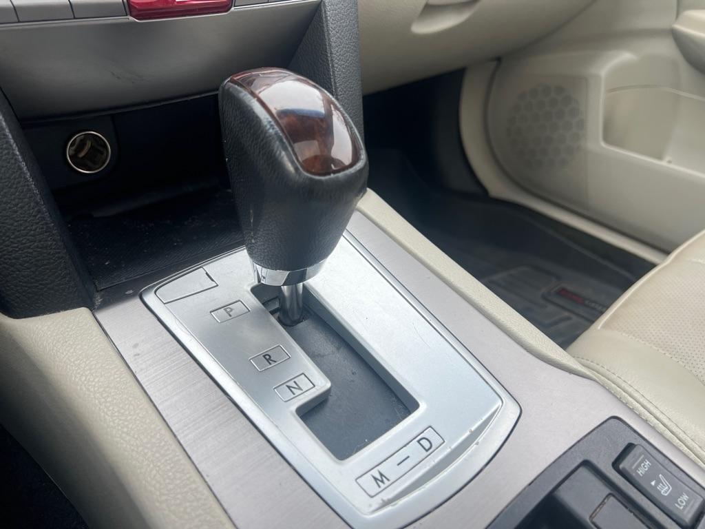 Subaru Legacy  2013