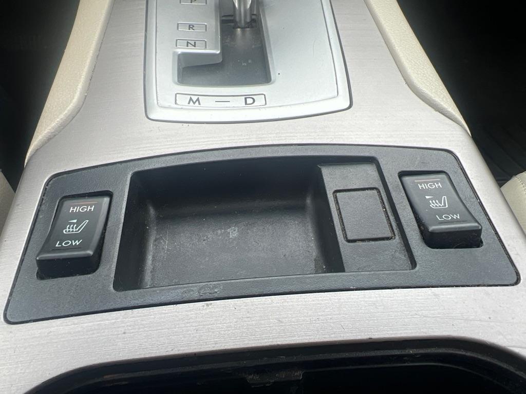 Subaru Legacy  2013