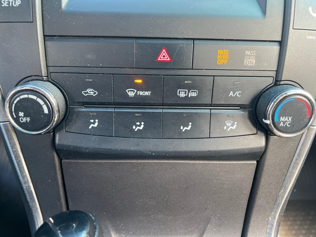 Toyota Camry  2017