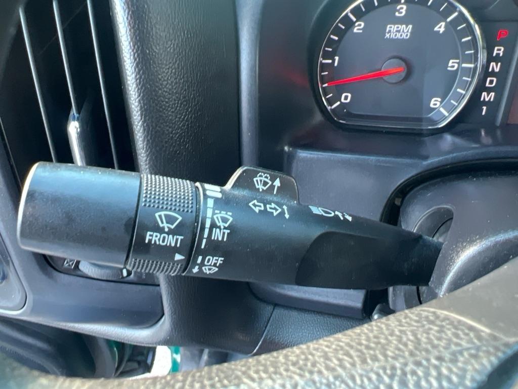 Chevrolet Silverado 3500HD Built After Aug 14  2015