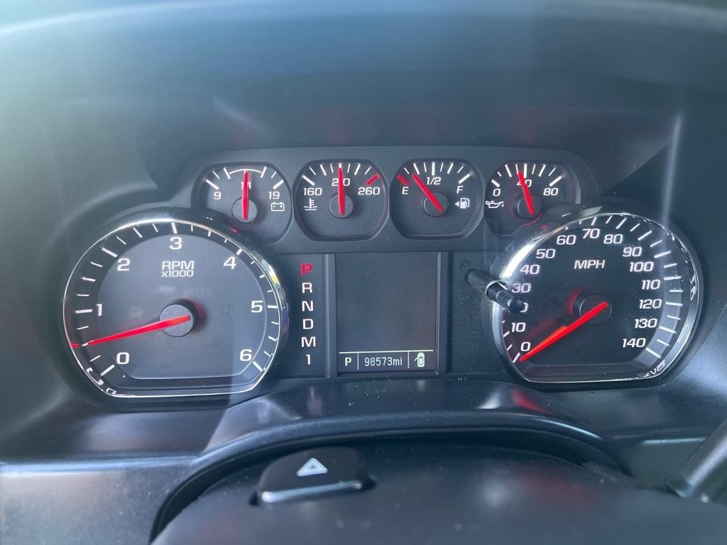 Chevrolet Silverado 3500HD Built After Aug 14  2015