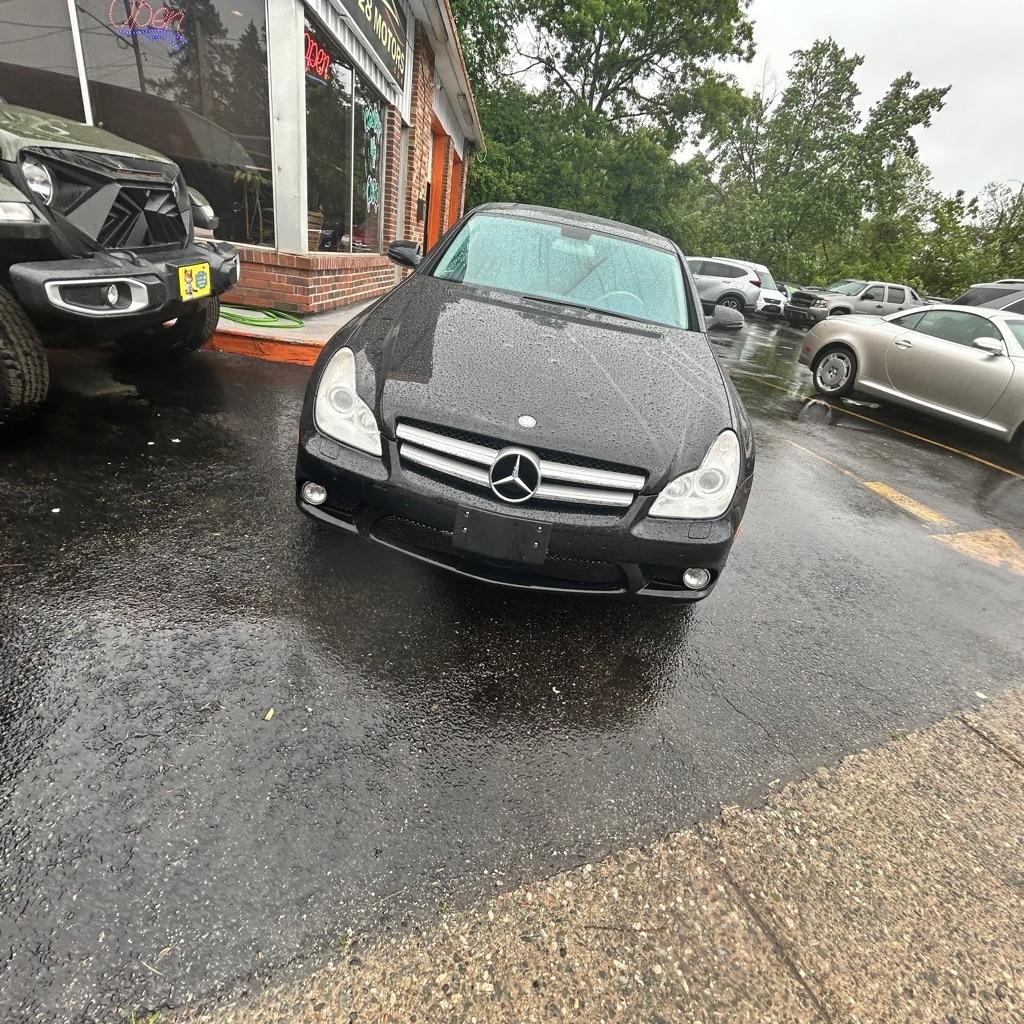 Mercedes-Benz CLS-Class  2011