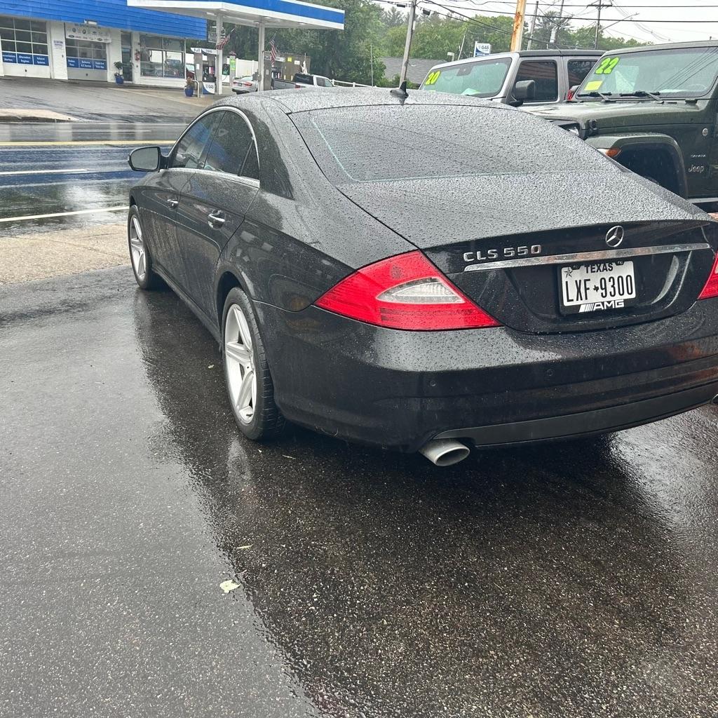 Mercedes-Benz CLS-Class  2011