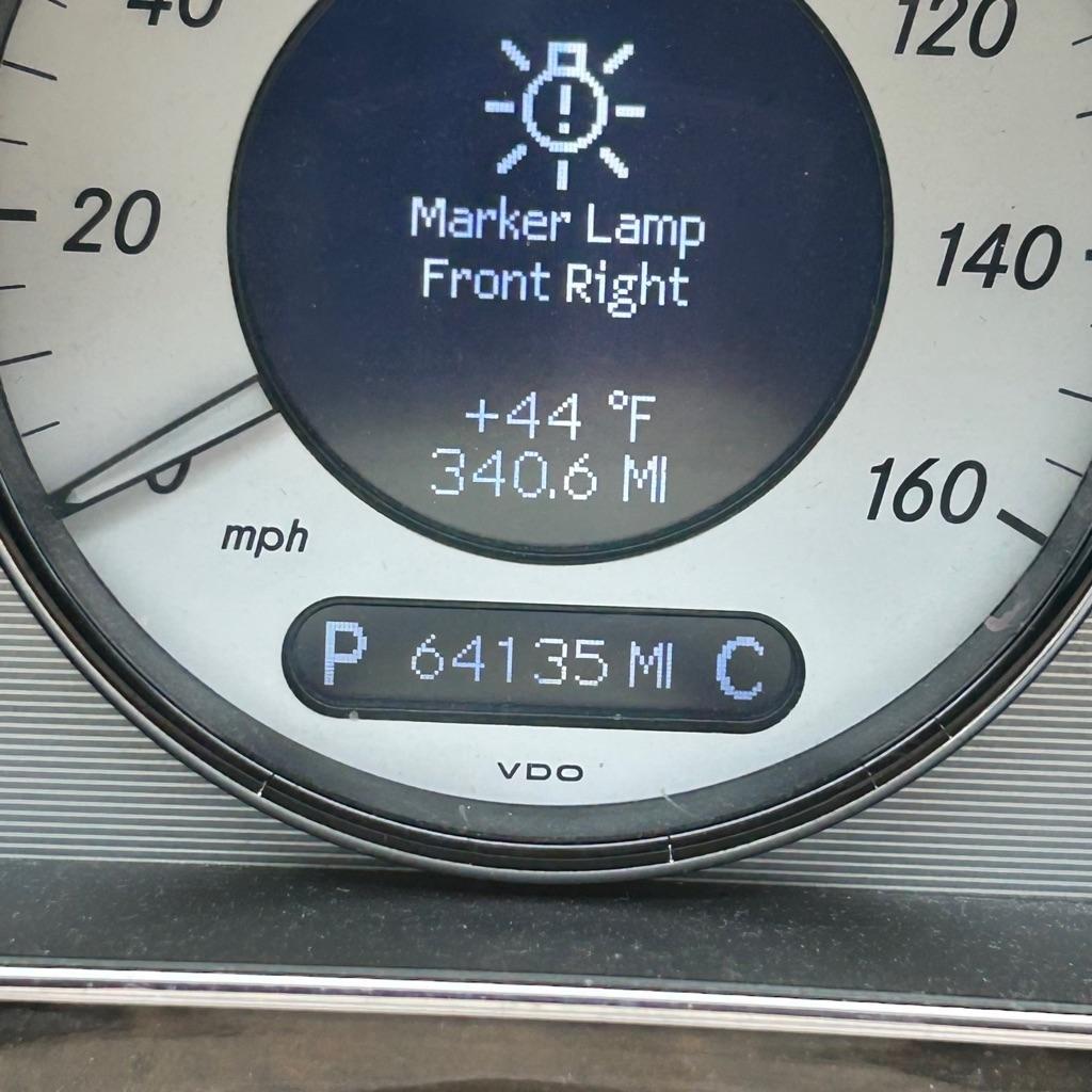 Mercedes-Benz CLS-Class  2011