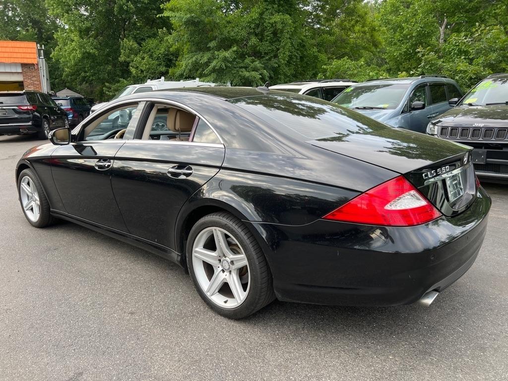Mercedes-Benz CLS-Class  2011