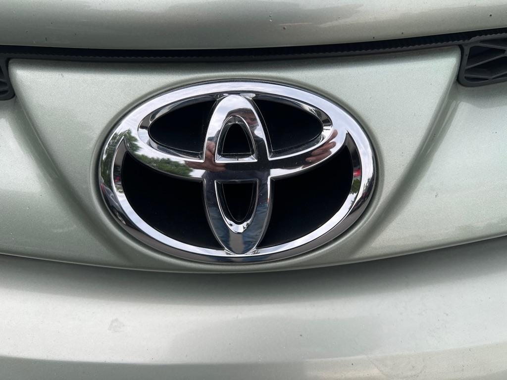 Toyota Sienna  2010