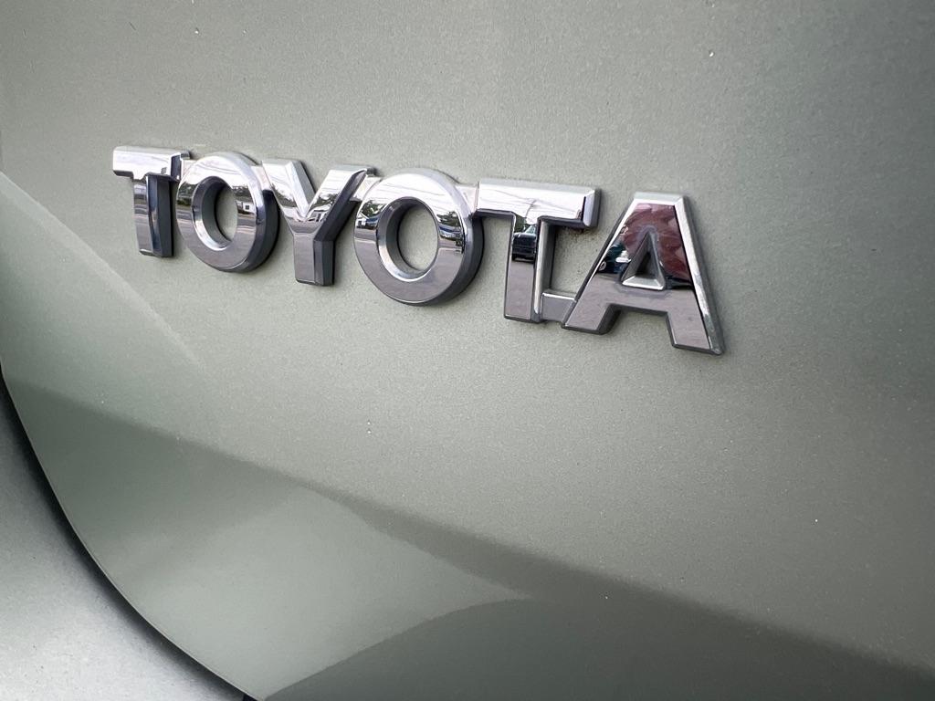 Toyota Sienna  2010