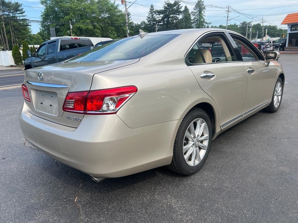 Lexus ES 350  2012