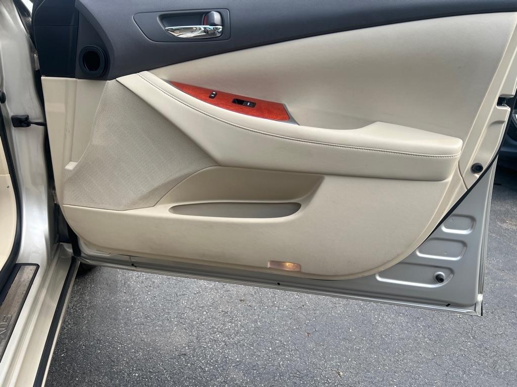 Lexus ES 350  2012