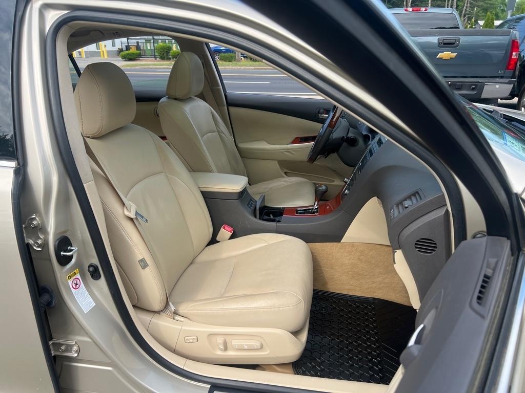Lexus ES 350  2012