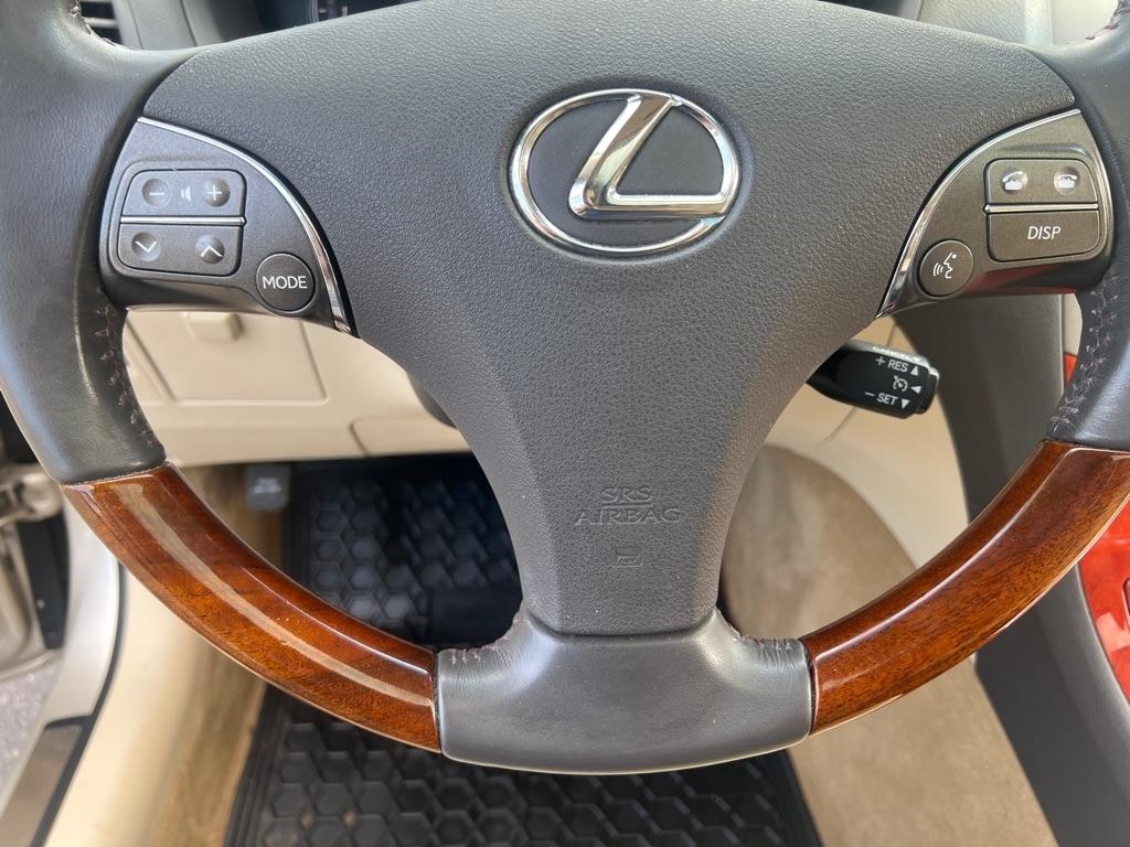 Lexus ES 350  2012