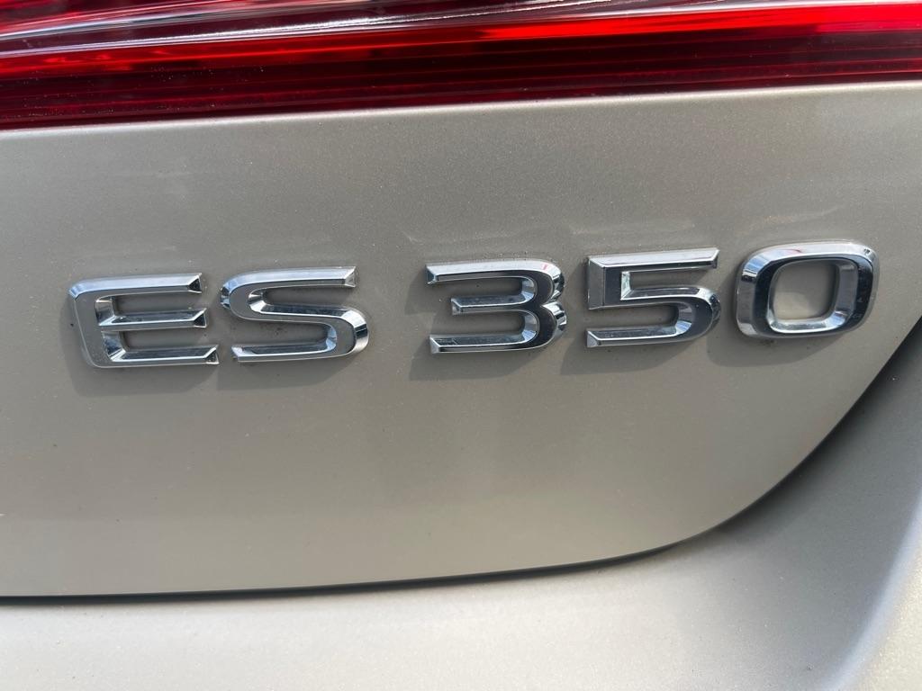 Lexus ES 350  2012