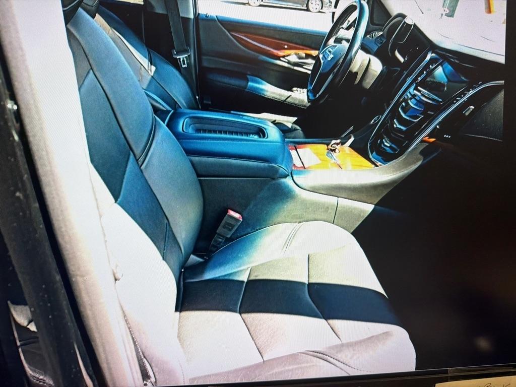 Cadillac Escalade  2018